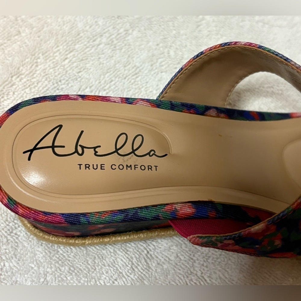 NWOT Abella “Shayla” Pink Floral Wedge Sandal, Women's Size 7.5M - Picture 5 of 8
